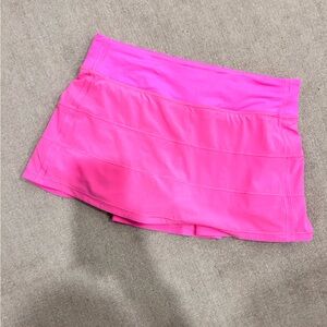 Excellent condition Lululemon pace rival skort - pink size 8